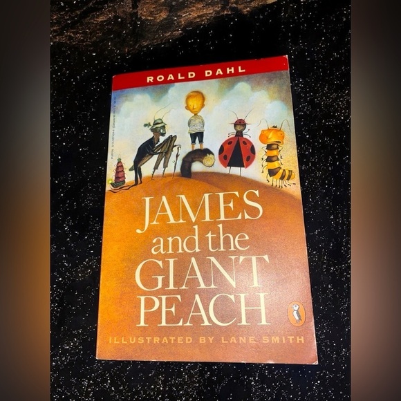 book Other - 🌟
1996 Roald Dahl James & the GIANT Peach
 children chapter book Paperback